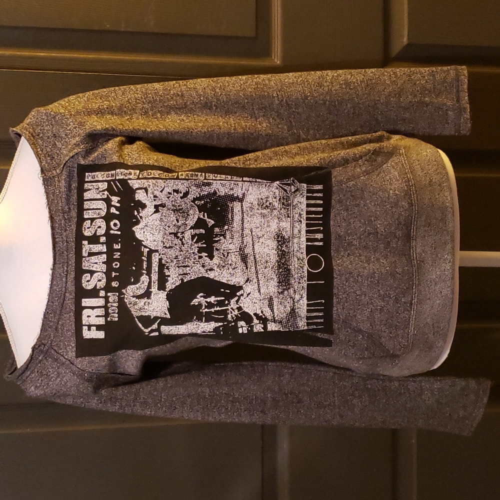 NWOT Volcom Sweater
